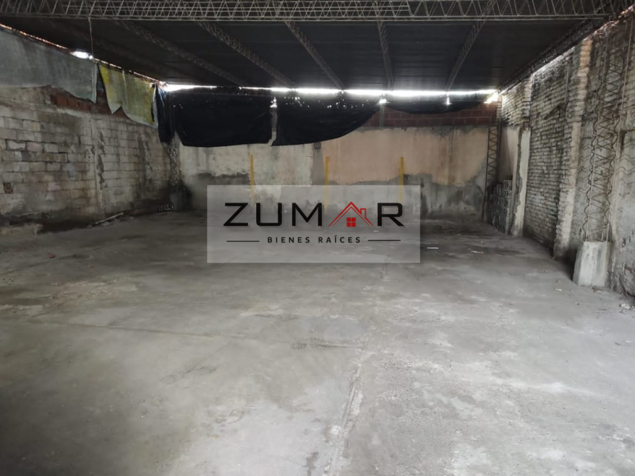 CASA EN VENTA EN MACROCENTRO!