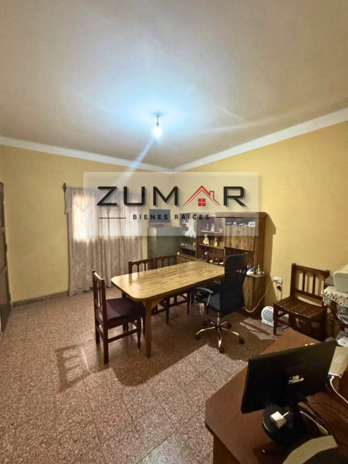 CASA EN VENTA EN MACROCENTRO!