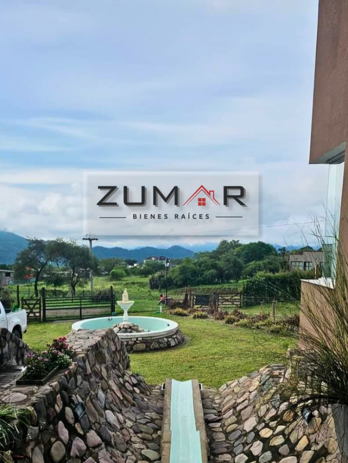 CASA EN VENTA EN LAS VERTIENTES!