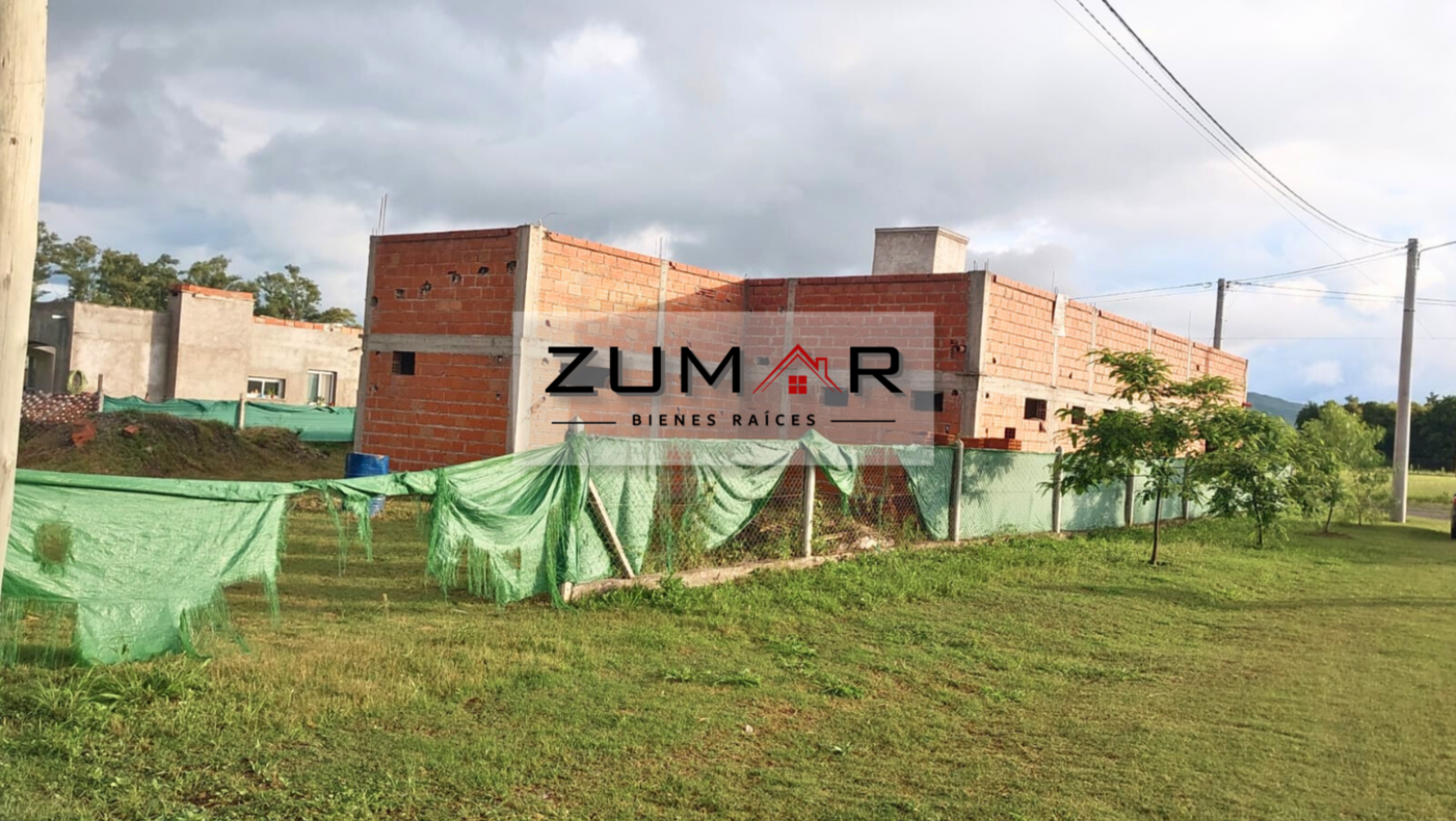 CASA EN CONSTRUCCION EN BARRIO PRIVADO LOS OLMOS!