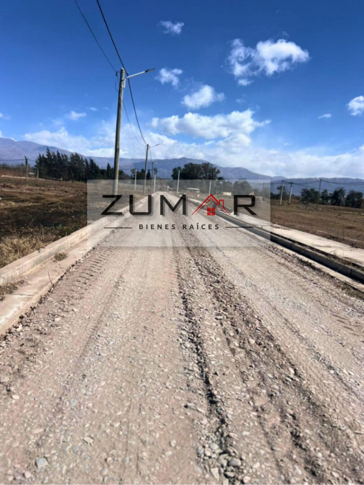 TERRENO EN VENTA EN JARDINES DEL VALLE!