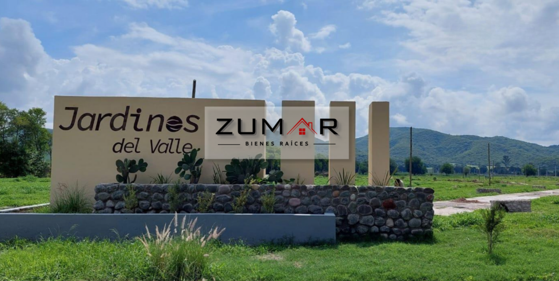 TERRENO EN VENTA EN JARDINES DEL VALLE!