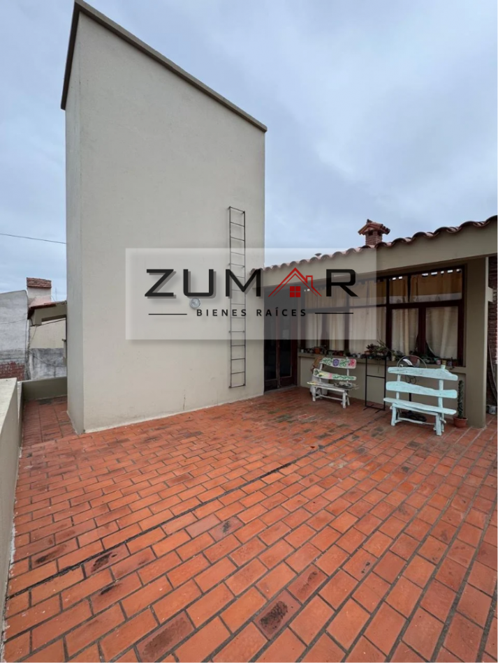 CASA EN VENTA EN GRAND BOURG!