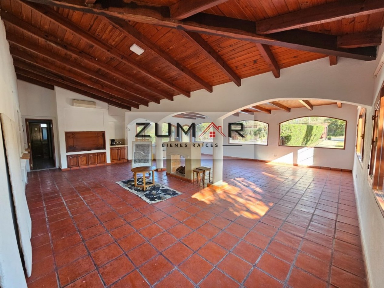 SALON EN ALQUILER EN SAN LORENZO!
