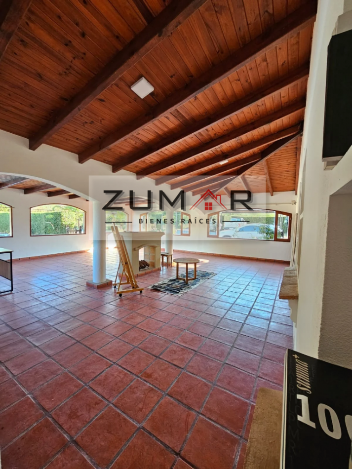 SALON EN ALQUILER EN SAN LORENZO!